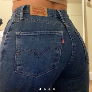 Levi’s skinny jeans